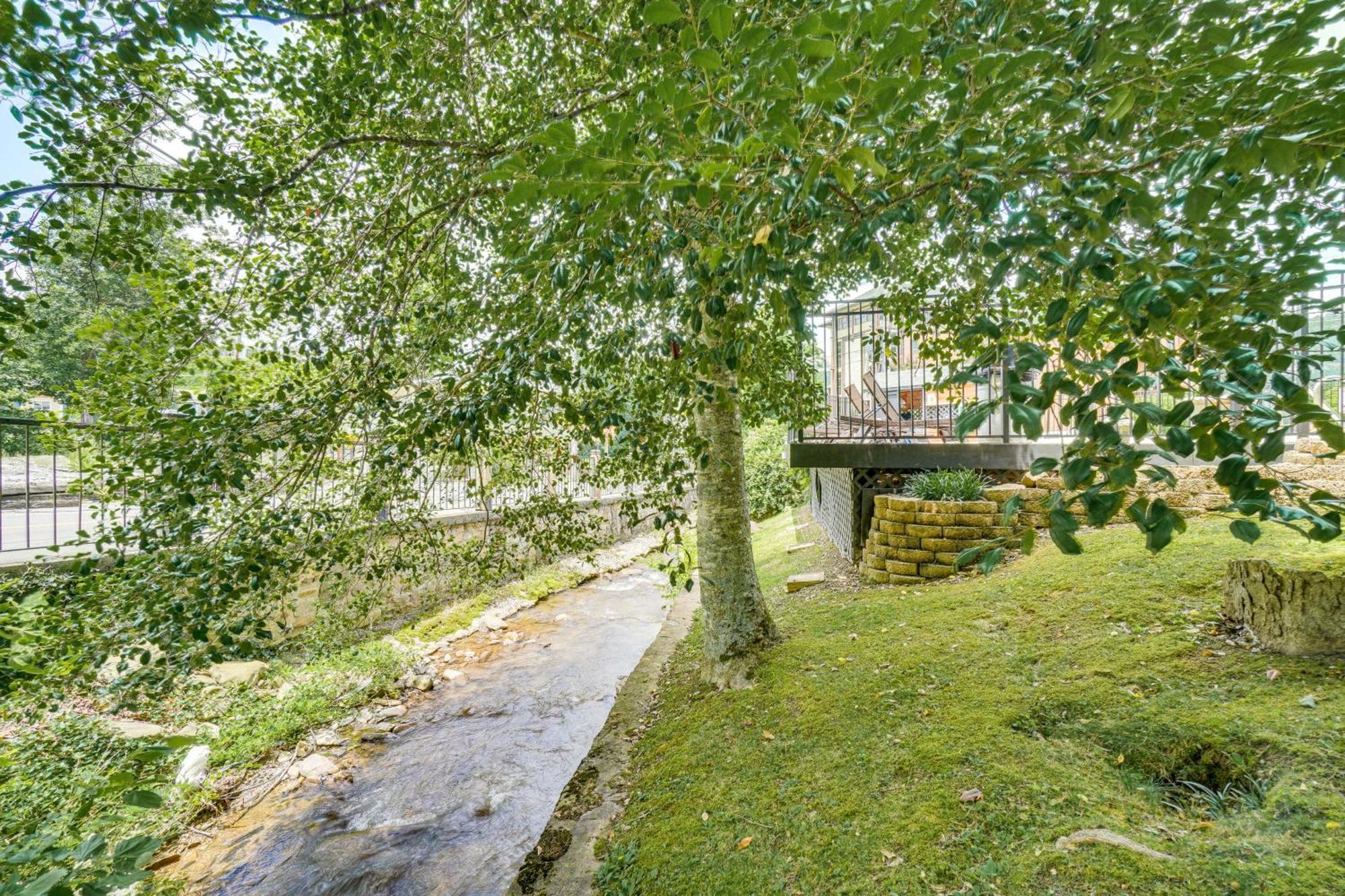 Downtown Gatlinburg Condo With Mountain-View Balcony Экстерьер фото